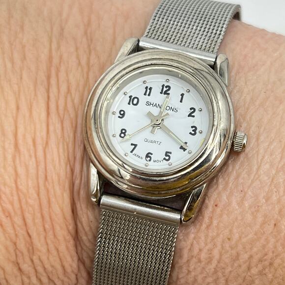 Vintage Shannons Silver Quartz Mesh Adjustable Band Works New Battery - Picture 1 of 6
